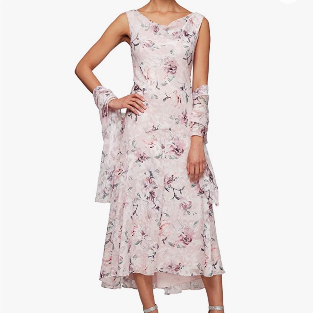 Alex Evenings Women’s Tea Length Chiffon Dress with Shawl